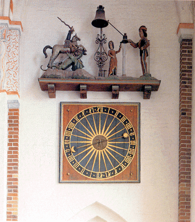 Middelalderuret i Roskilde domkirke.