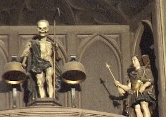 Hvert kvarter møder en af livsaldrene døden i Strasbourg-uret.